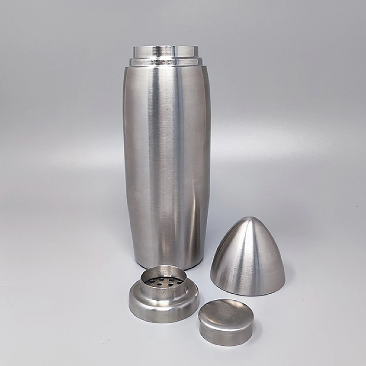 Stainless steel shaker, 1960s 4