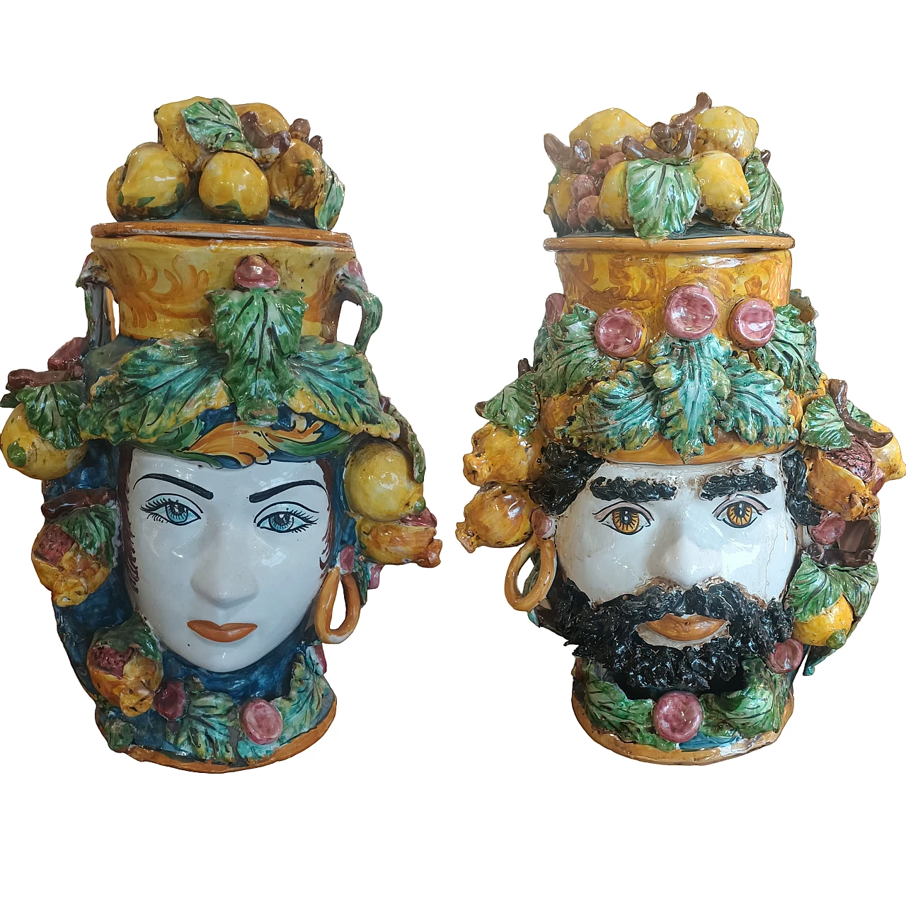 Coppia di vasi Teste di Moro con coperchio in ceramica di Caltagirone 5