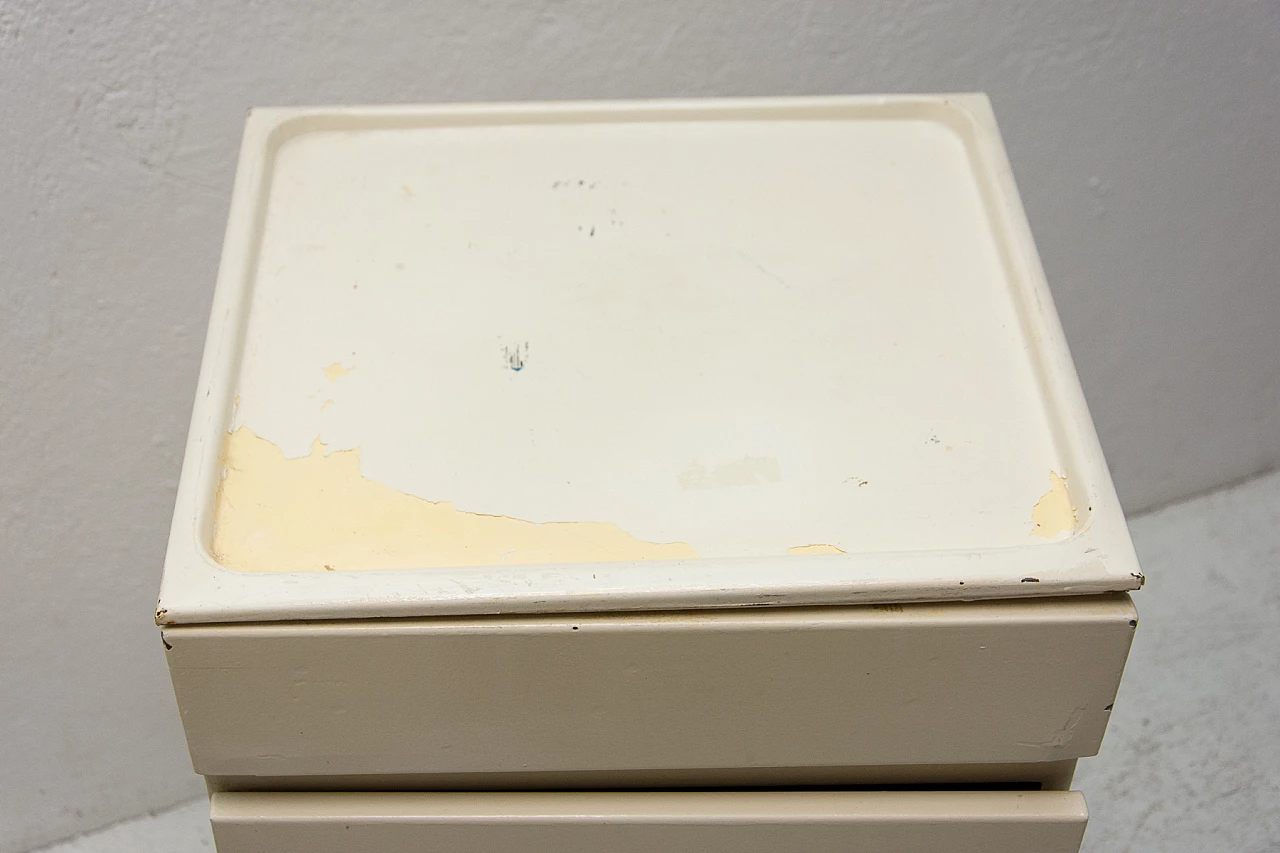 Coppia di comodini industriali in latta, anni '70 8