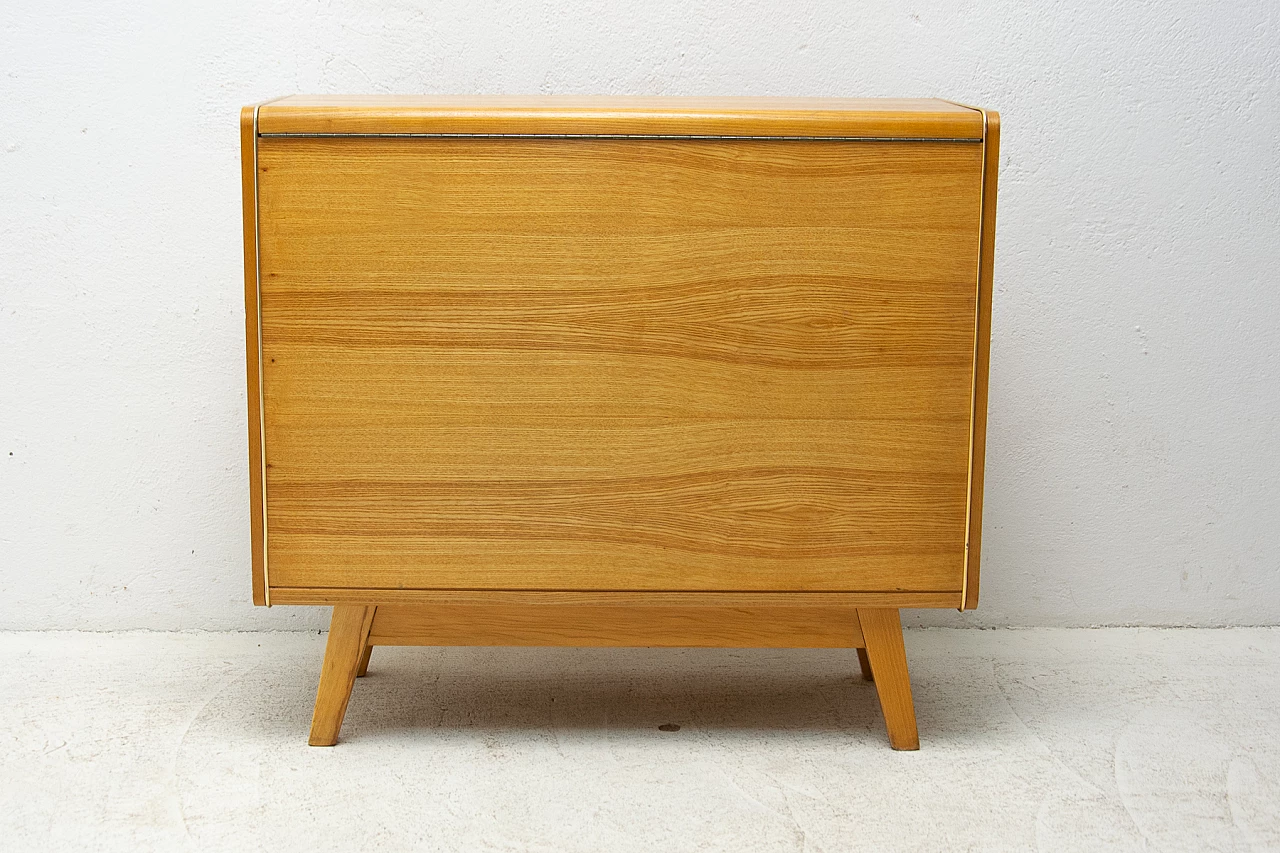 Mid-Century beechwood chest by Bohumil Landsman for Jitona, 1960s 15