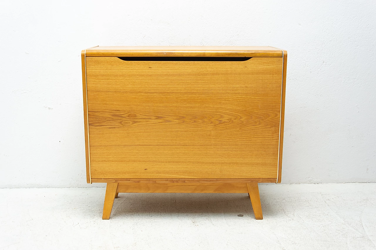 Mid-Century beechwood chest by Bohumil Landsman for Jitona, 1960s 16