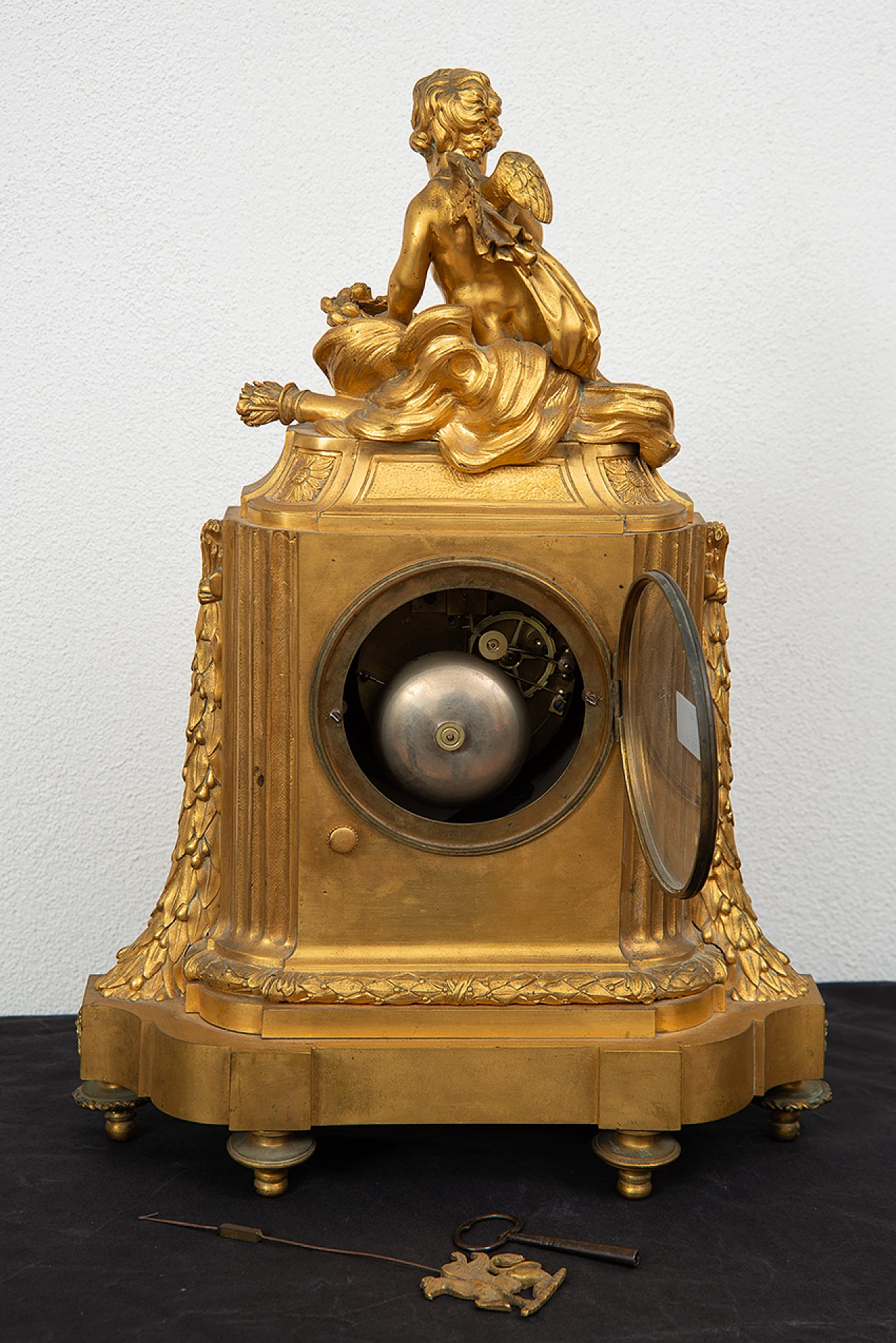 Orologio Napoleone III in bronzo e porcellana, seconda metà dell'800 5