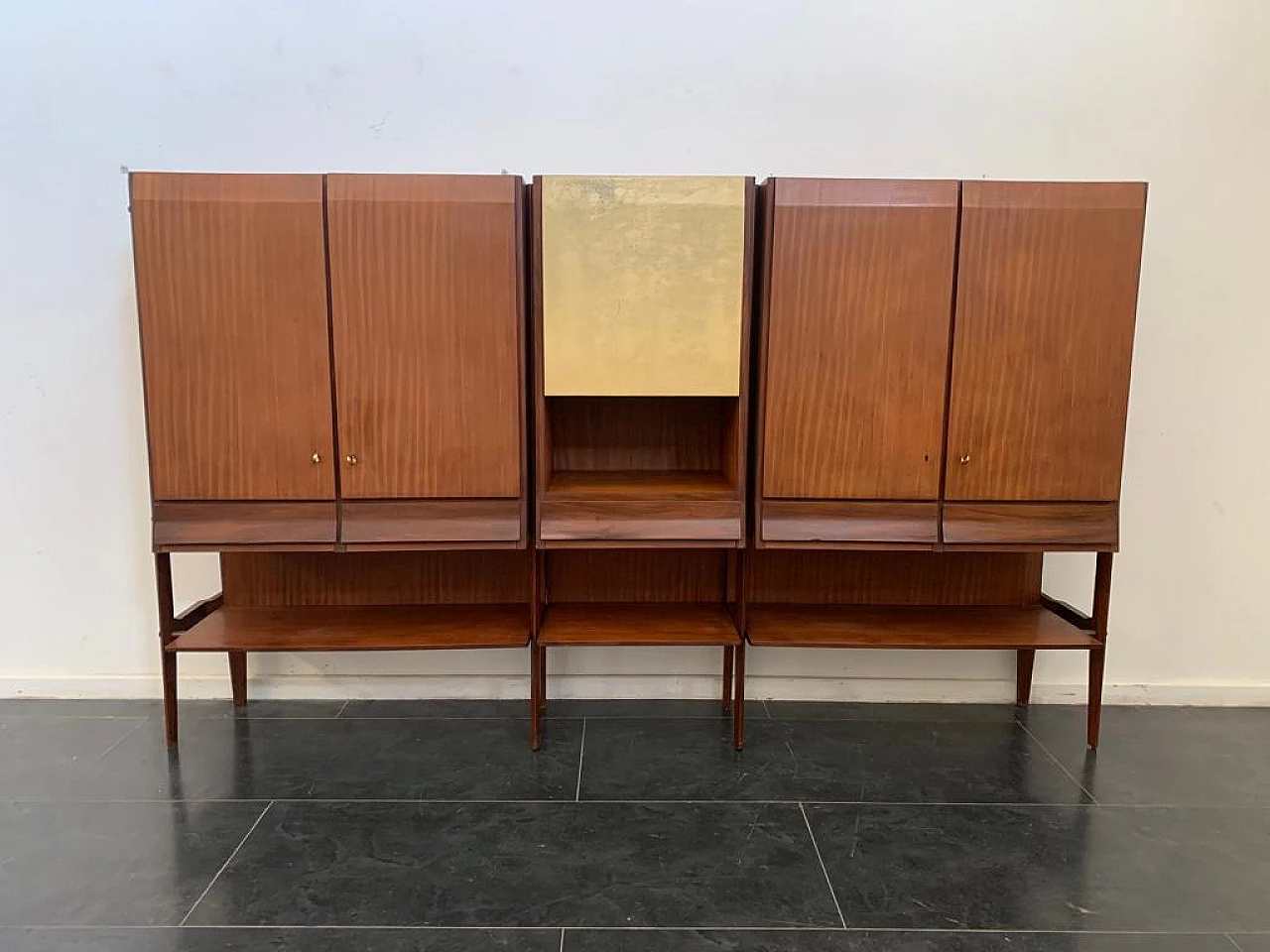 Credenza a tre ante in teak e pergamena nello stile di Silvio Cavatorta, anni '60 1