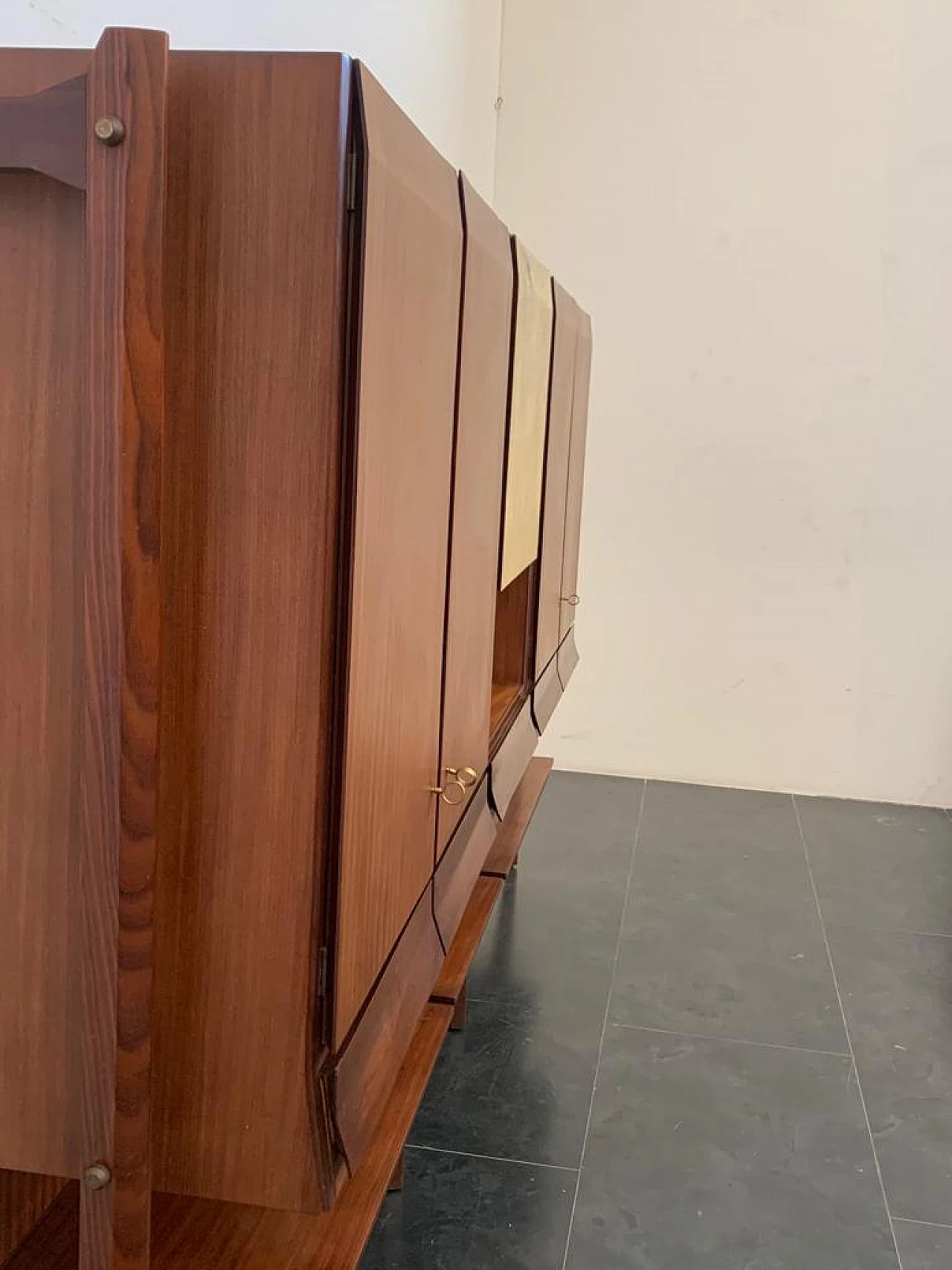 Credenza a tre ante in teak e pergamena nello stile di Silvio Cavatorta, anni '60 3