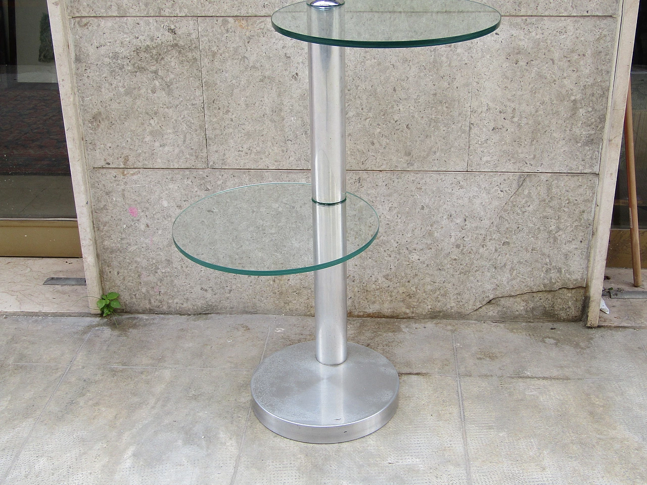 Tavolino in acciaio con doppio ripiano in cristallo, anni '70 2