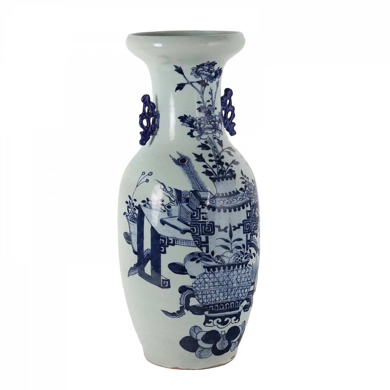 Chinese blue and white porcelain baluster vase 1
