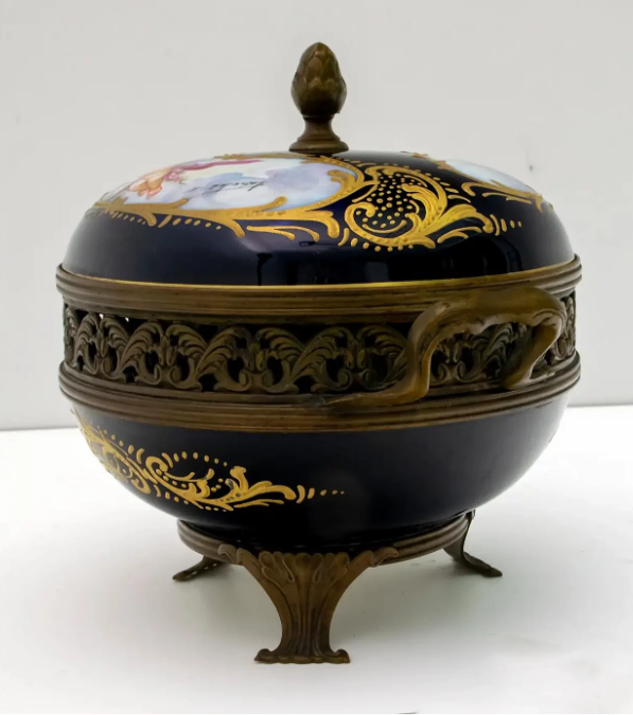 French porcelain potpourri by E. Froger for Sevres, 19th century 13