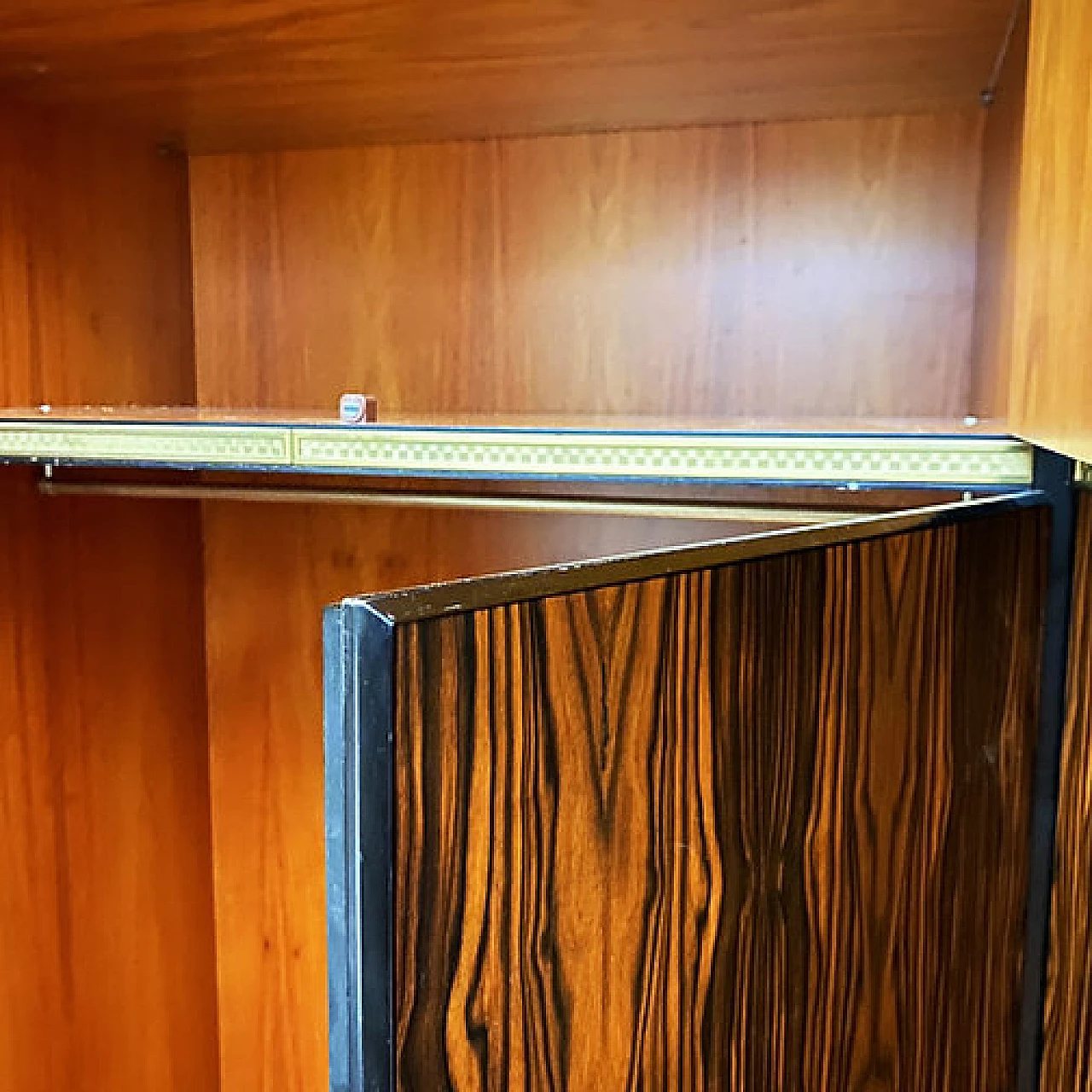 Armadio in Macassar e ottone di Adalberto Caraceni per Modernindustria 7