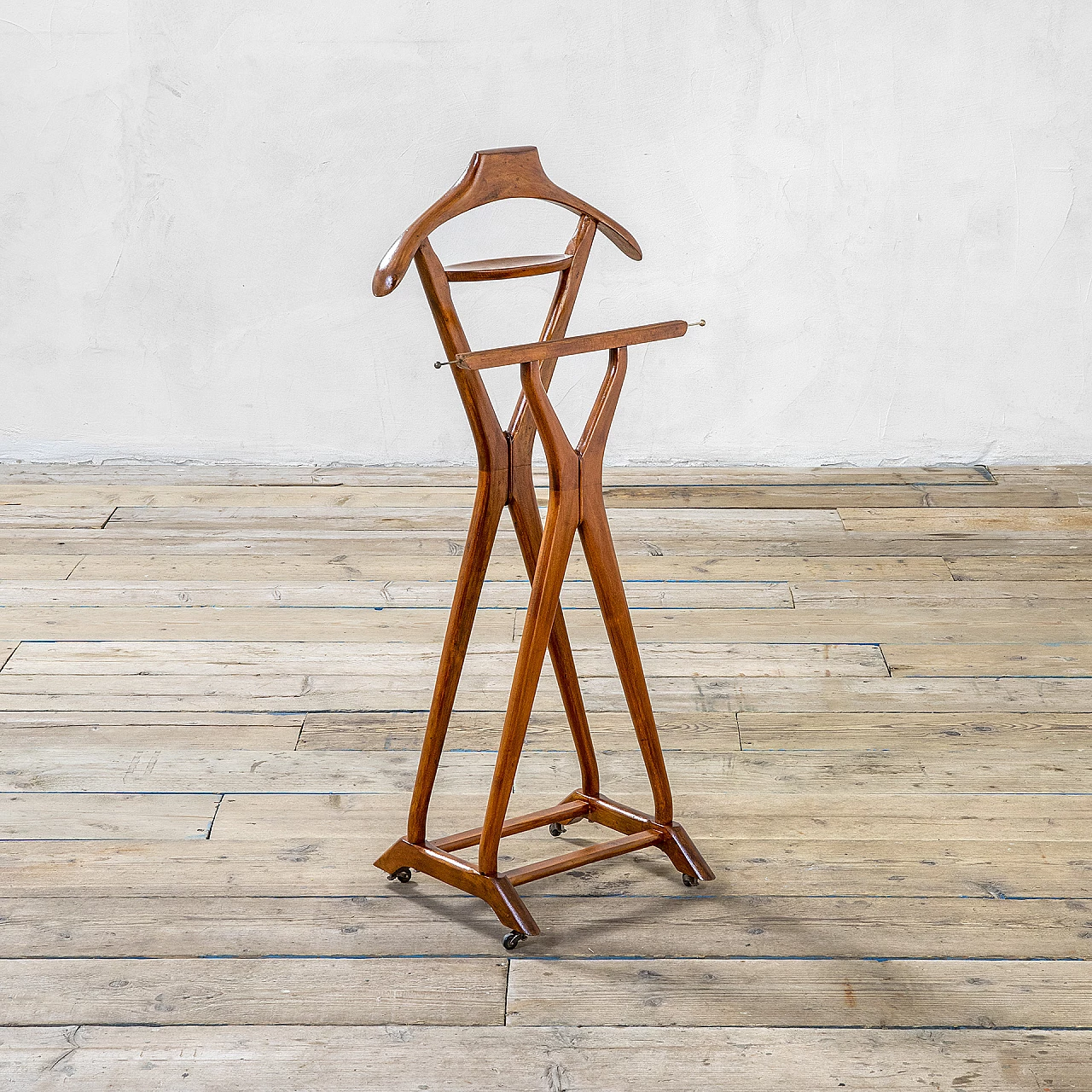 Double wooden valet stand for Fratelli Reguitti, 1950s 1