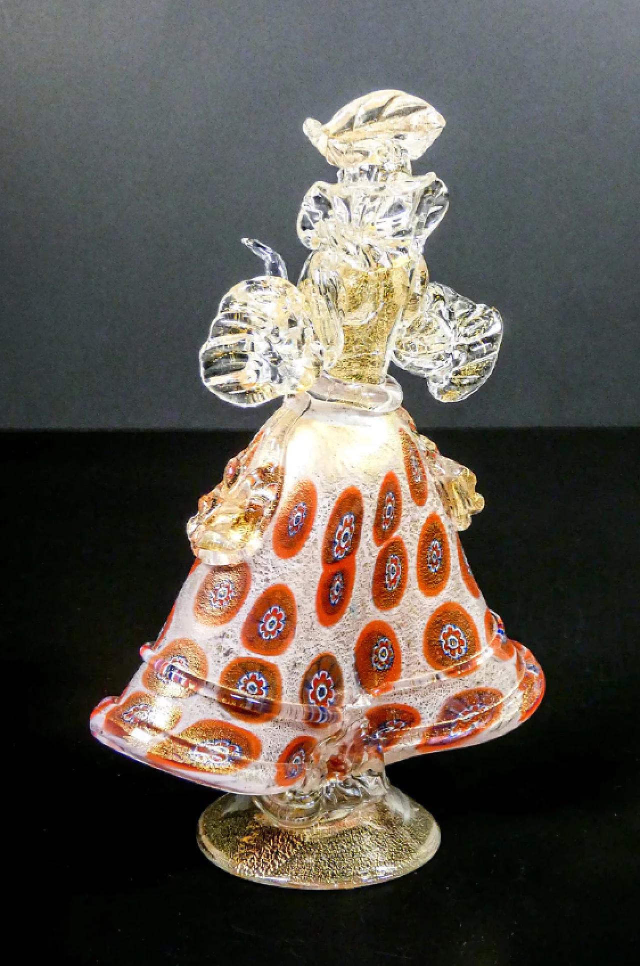 Coppia di figure goldoniane, Cavaliere e Dama in vetro soffiato policromo di Murano, primo '900 10