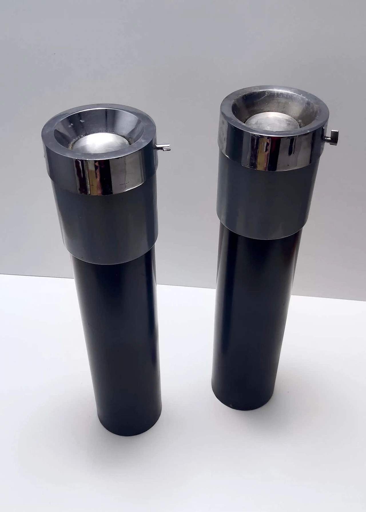 Chromed and painted metal ashtray by Stilnovo, 1970s 3