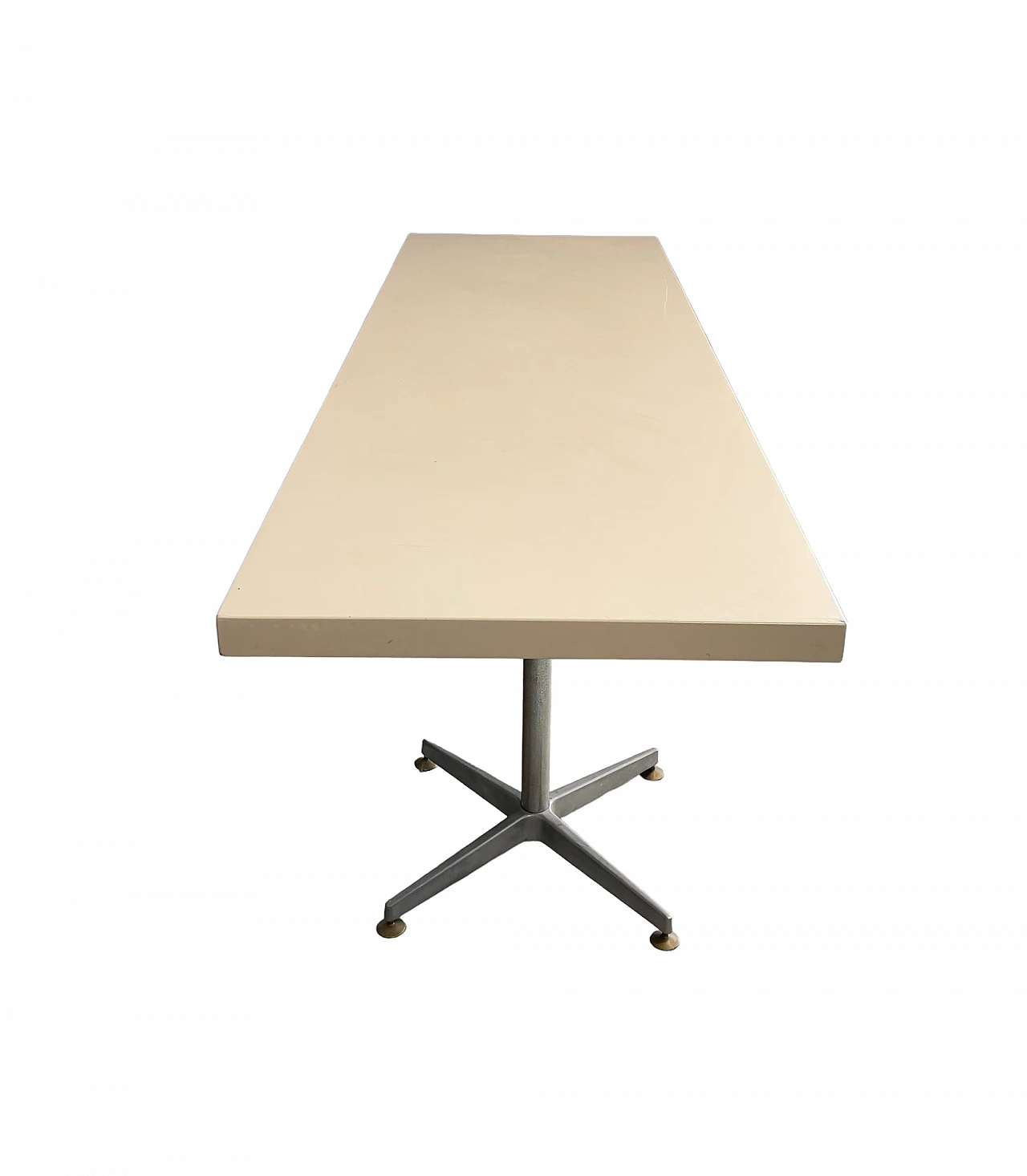 Banco da lavoro industriale con base in alluminio e piano in legno laccato, anni '60 4