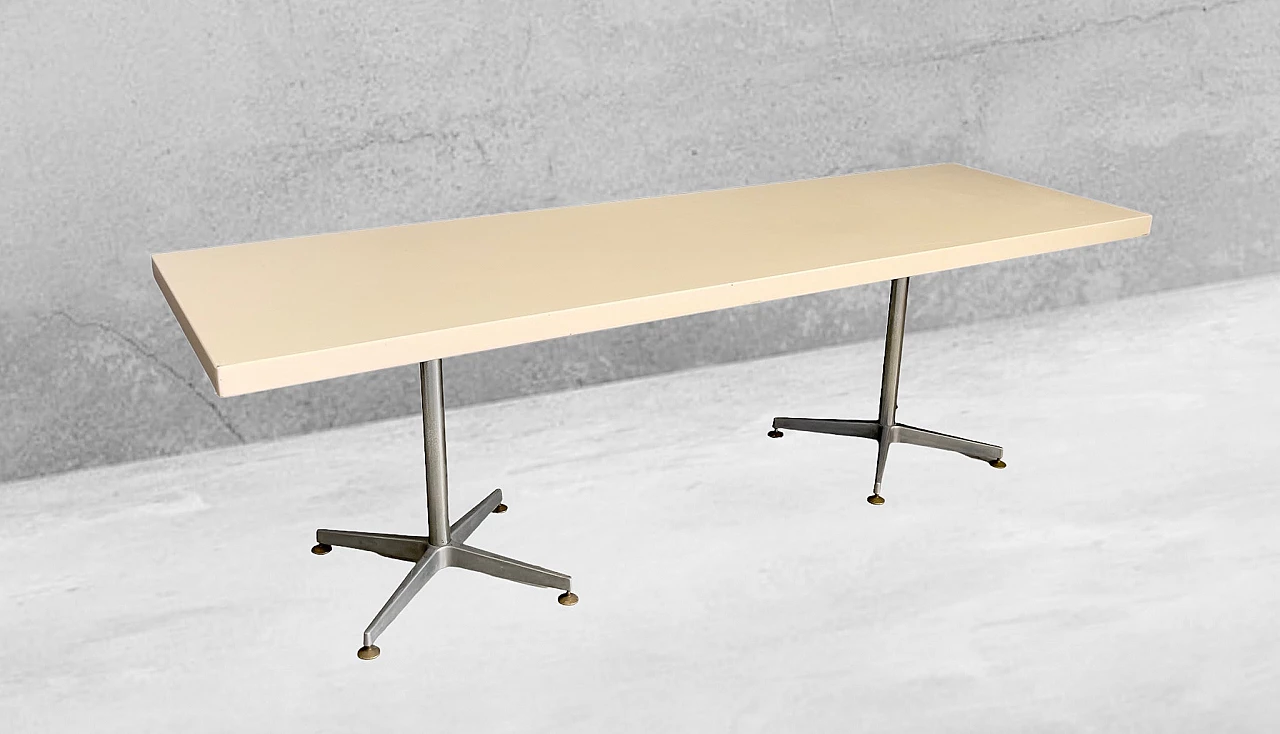 Banco da lavoro industriale con base in alluminio e piano in legno laccato, anni '60 6
