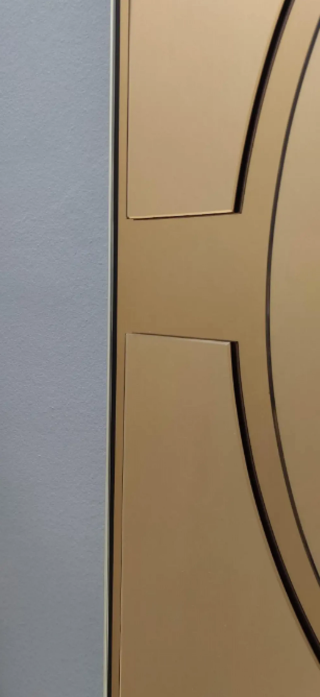 Specchio da parete rettangolare in bronzo di Giannobi, anni '80 9