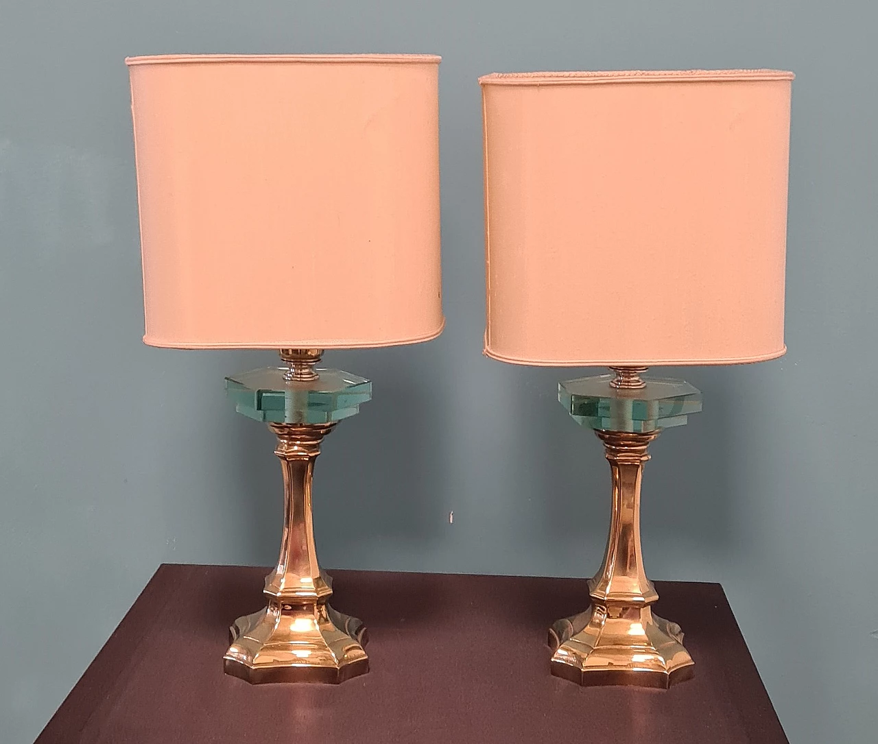 Pair of brass abat-jours with hexagonal glass detail by Lamp Art, 1970s 1