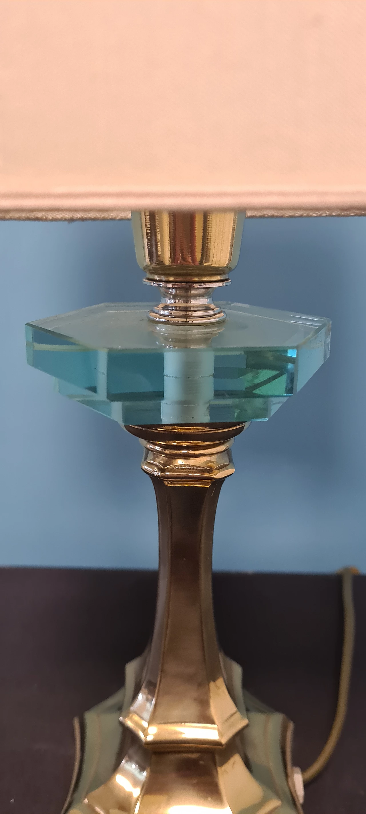 Coppia abat-jour in ottone con dettaglio in vetro esagonale di Lamp Art, anni '70 3