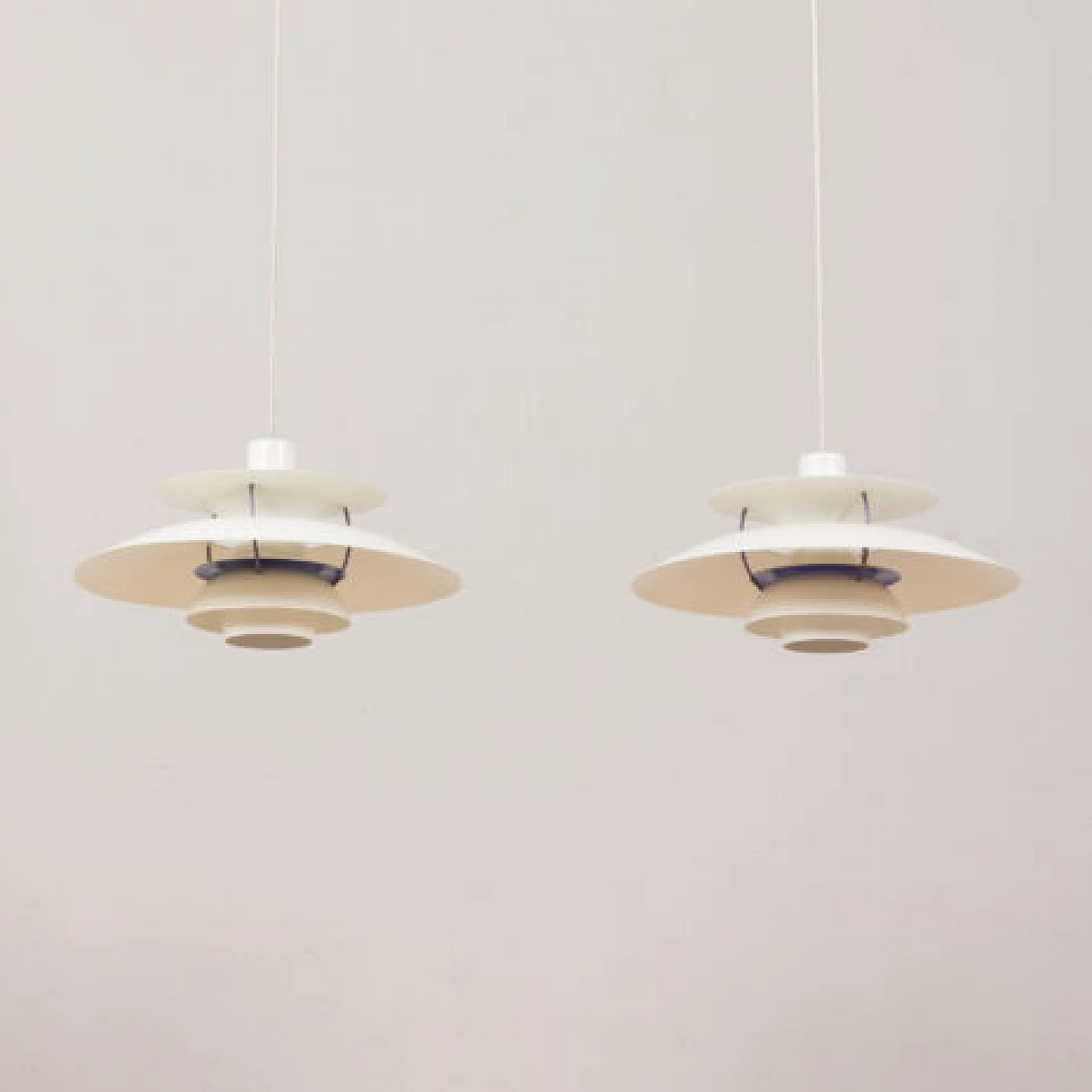 Coppia di lampade PH5 di Poul Henningsen per Louis Poulsen, anni '60 11