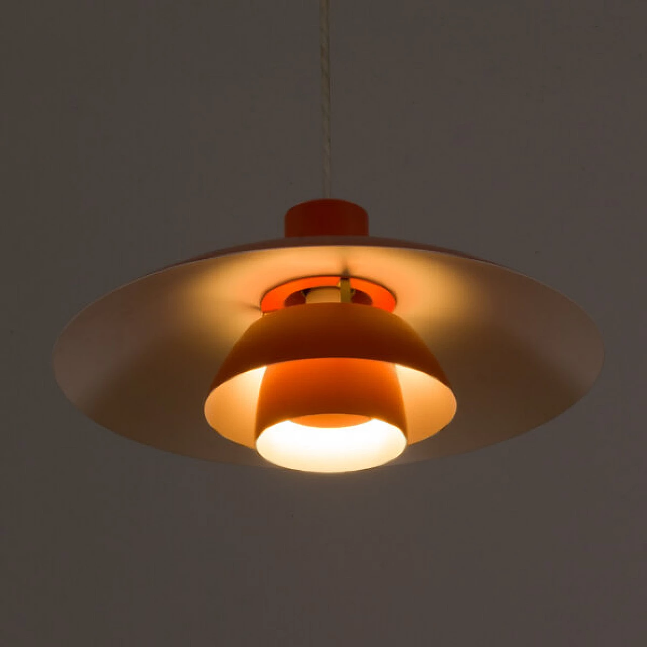 Lampada a sospensione di Poul Henningsen per Louis Poulsen, anni '70 12