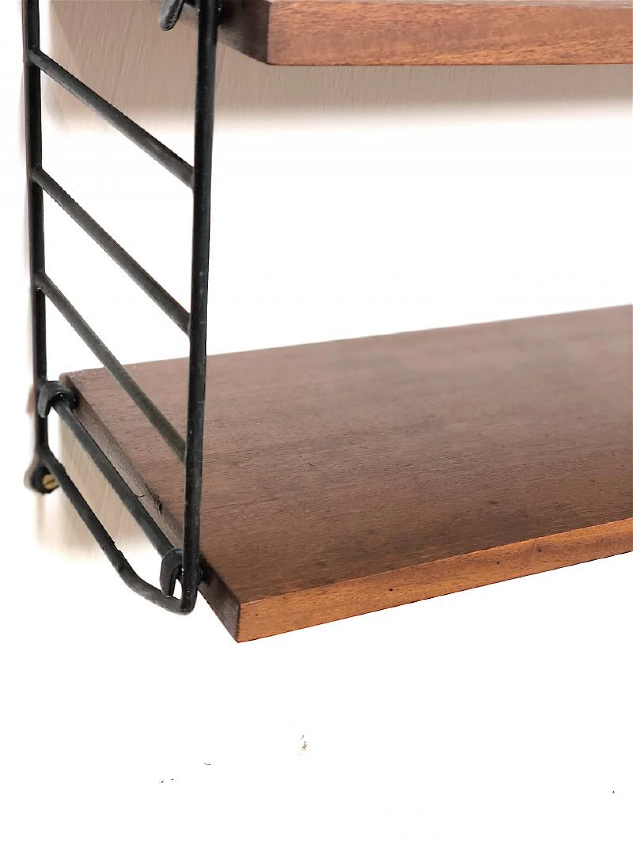 Libreria modulare sospesa in legno e metallo, anni '60 4