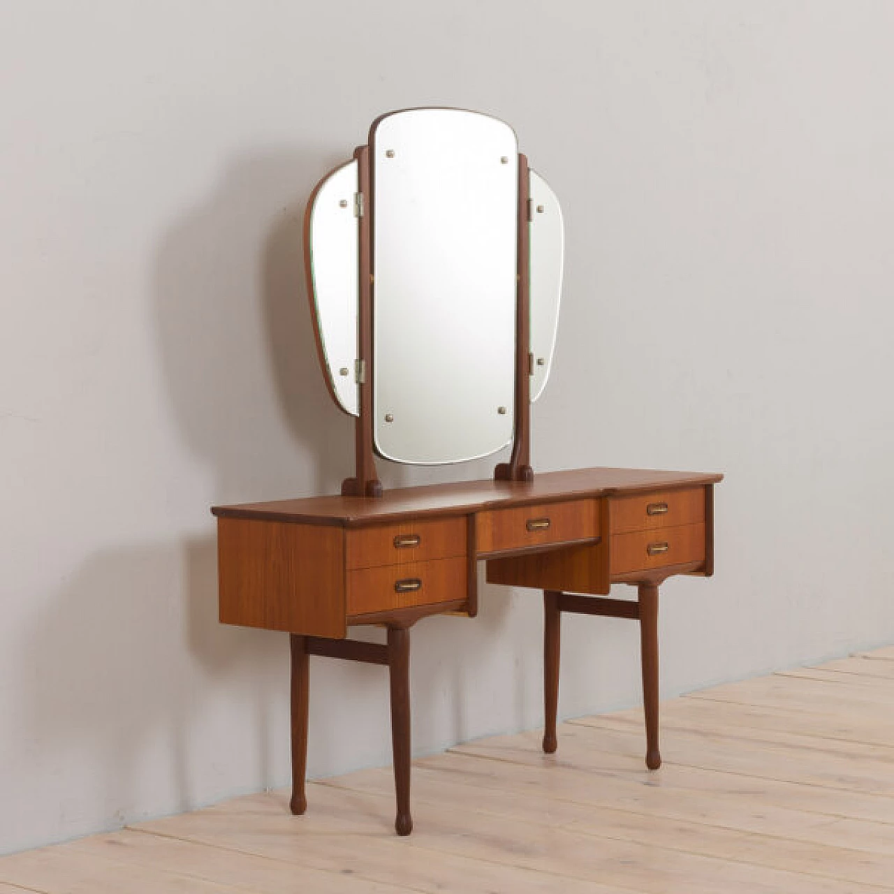 Teak dressing table with adjustable mirrors and 5 drawers, 1960s 16