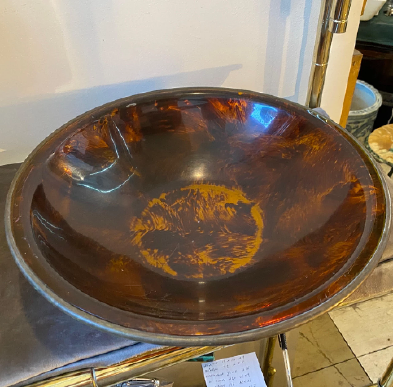 Tortoiseshell lucite and brass bowl in the style of Gabriella Crespi, 1970s 10