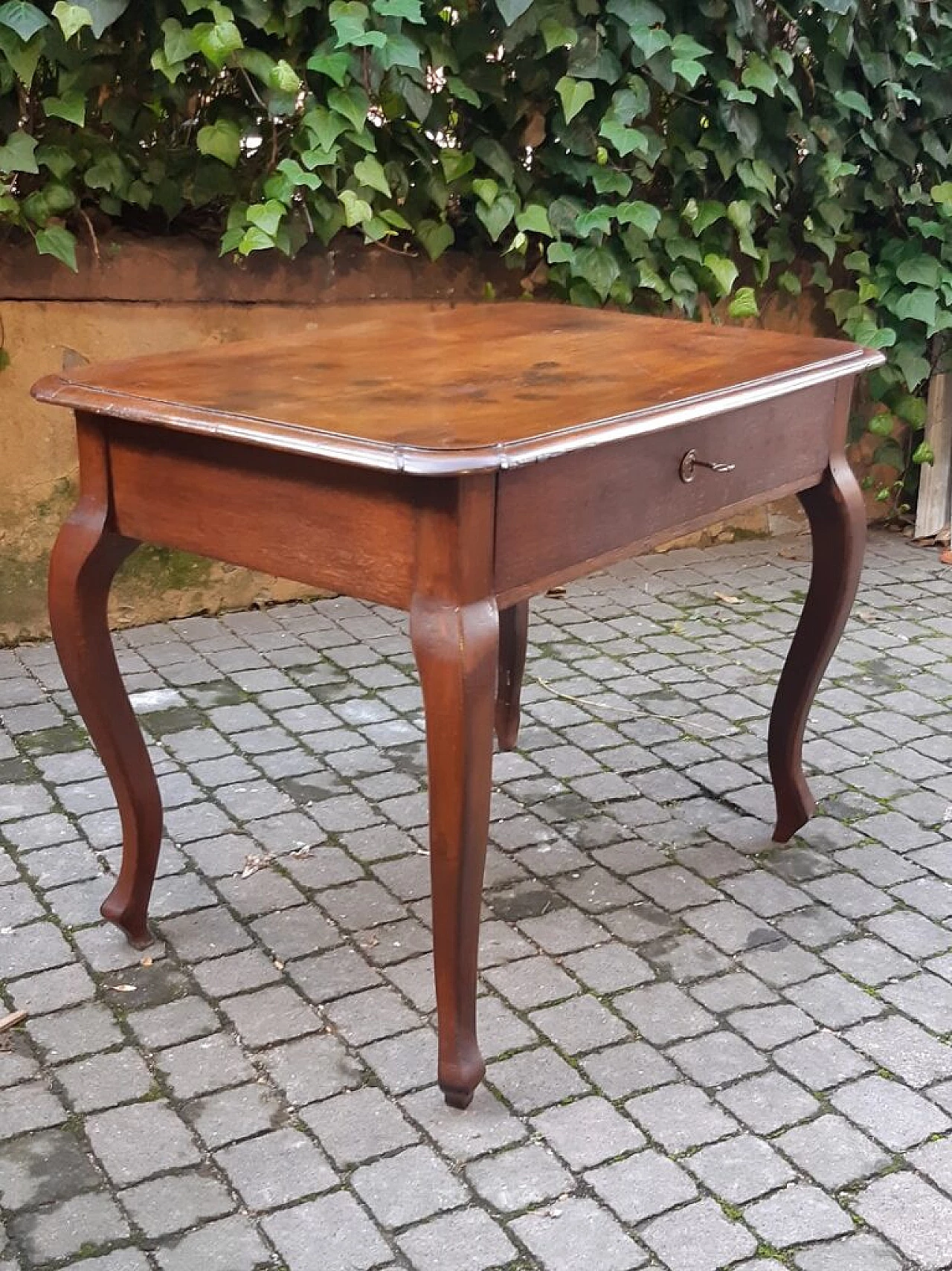 Solid oak writing table, 19th century 6