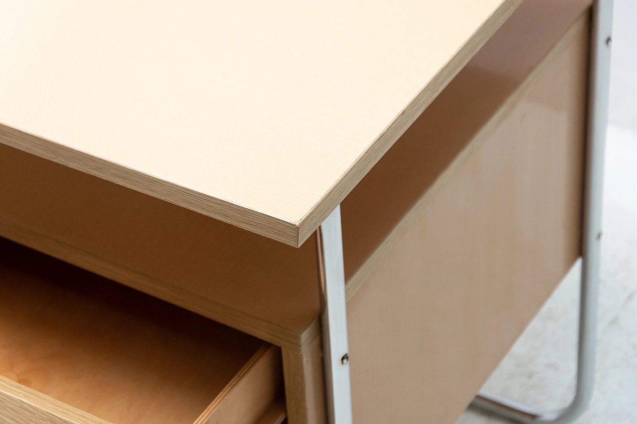 Scrivania con struttura cromata e formica con cassetti, anni '50 9