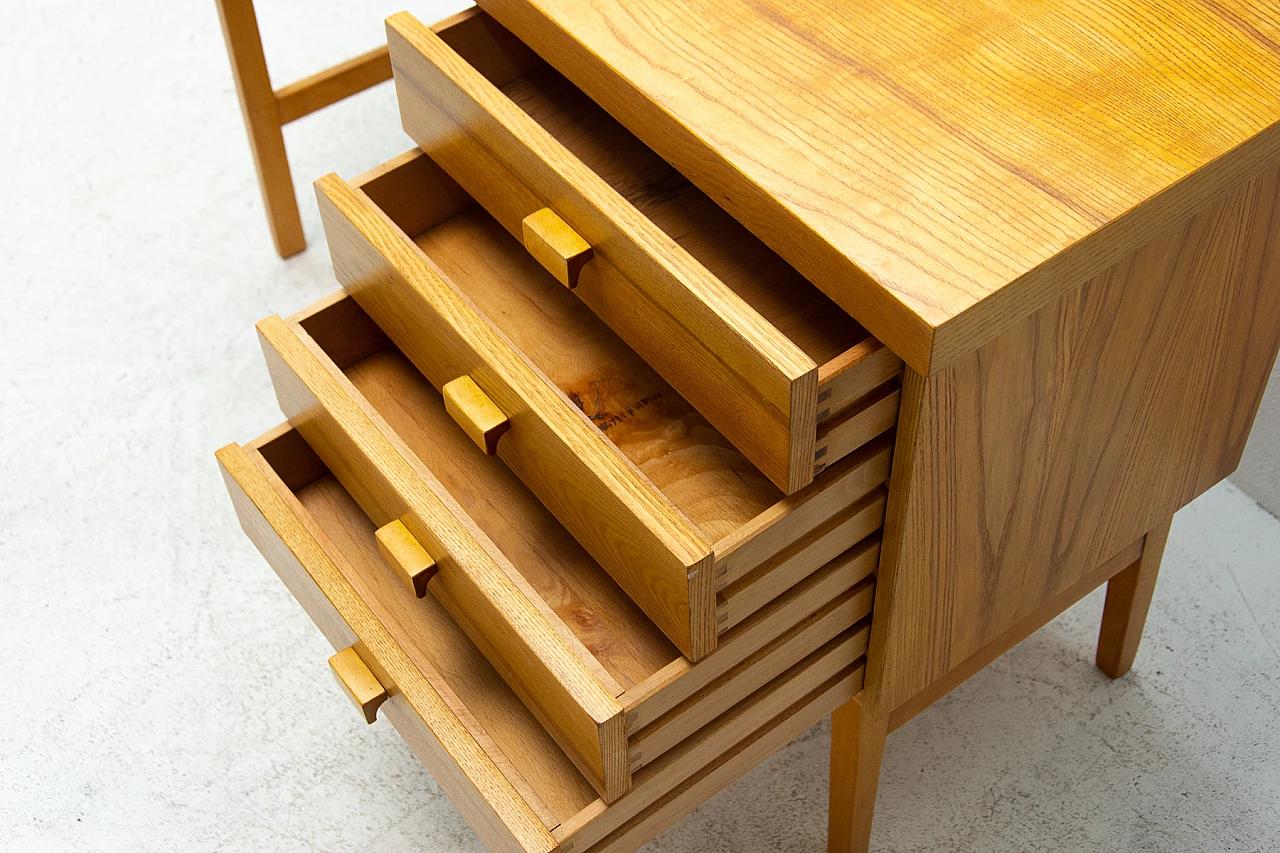 Scrivania in faggio di Hikor Písek, anni '80 11