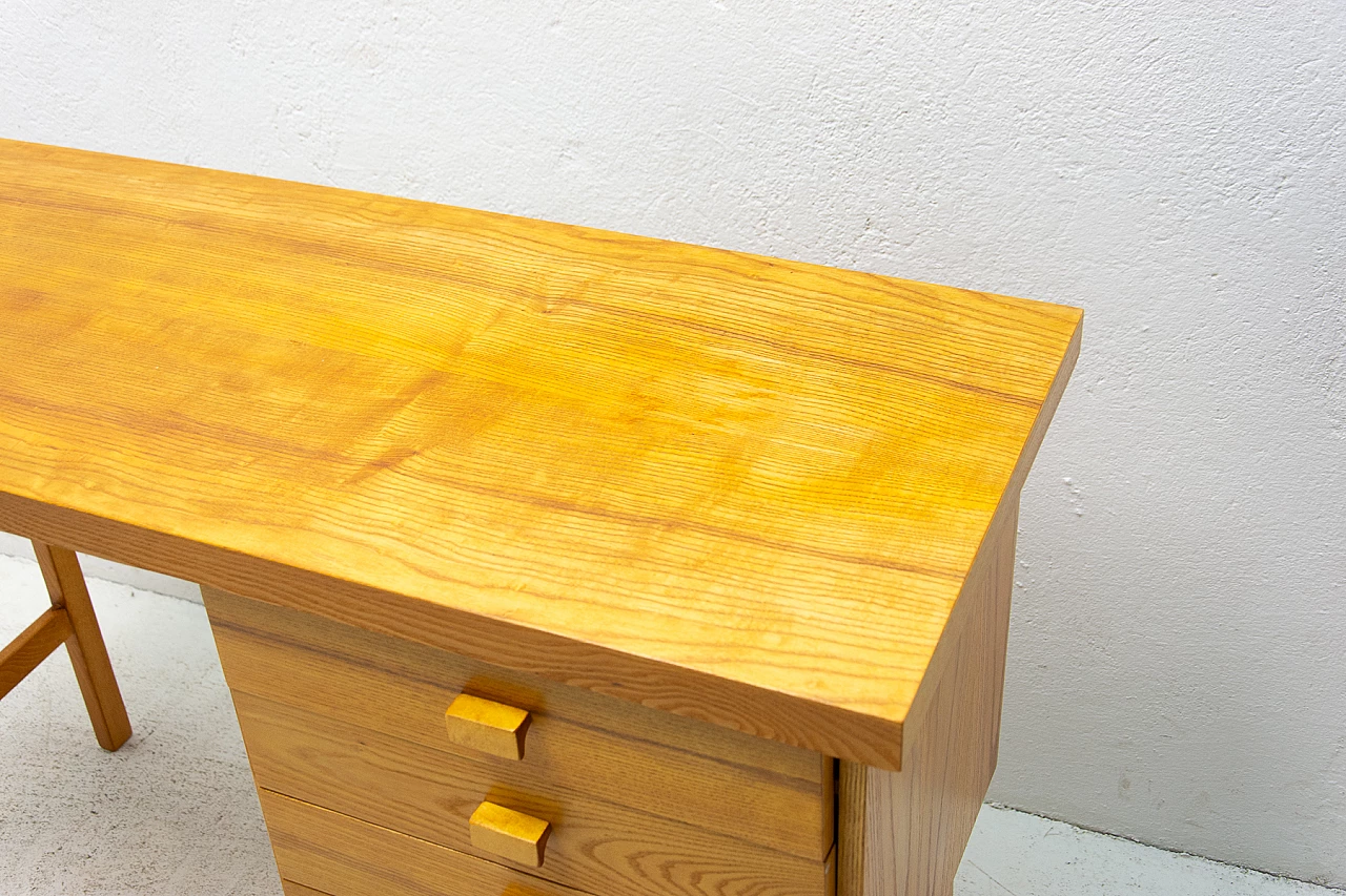 Scrivania in faggio di Hikor Písek, anni '80 12