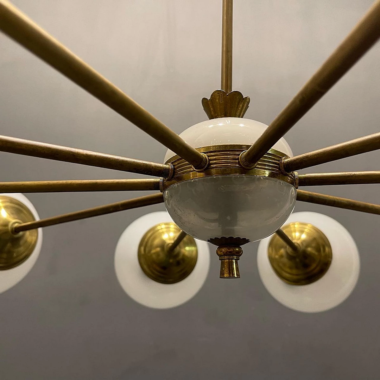 Lampadario a dieci luci stile Sputnik in vetro e ottone, anni '60 6