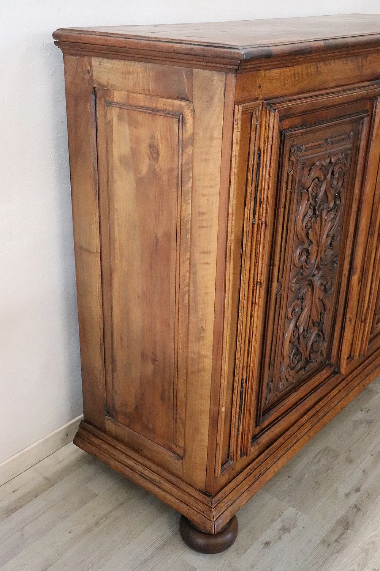 Credenza in noce massello, seconda metà dell'800 3