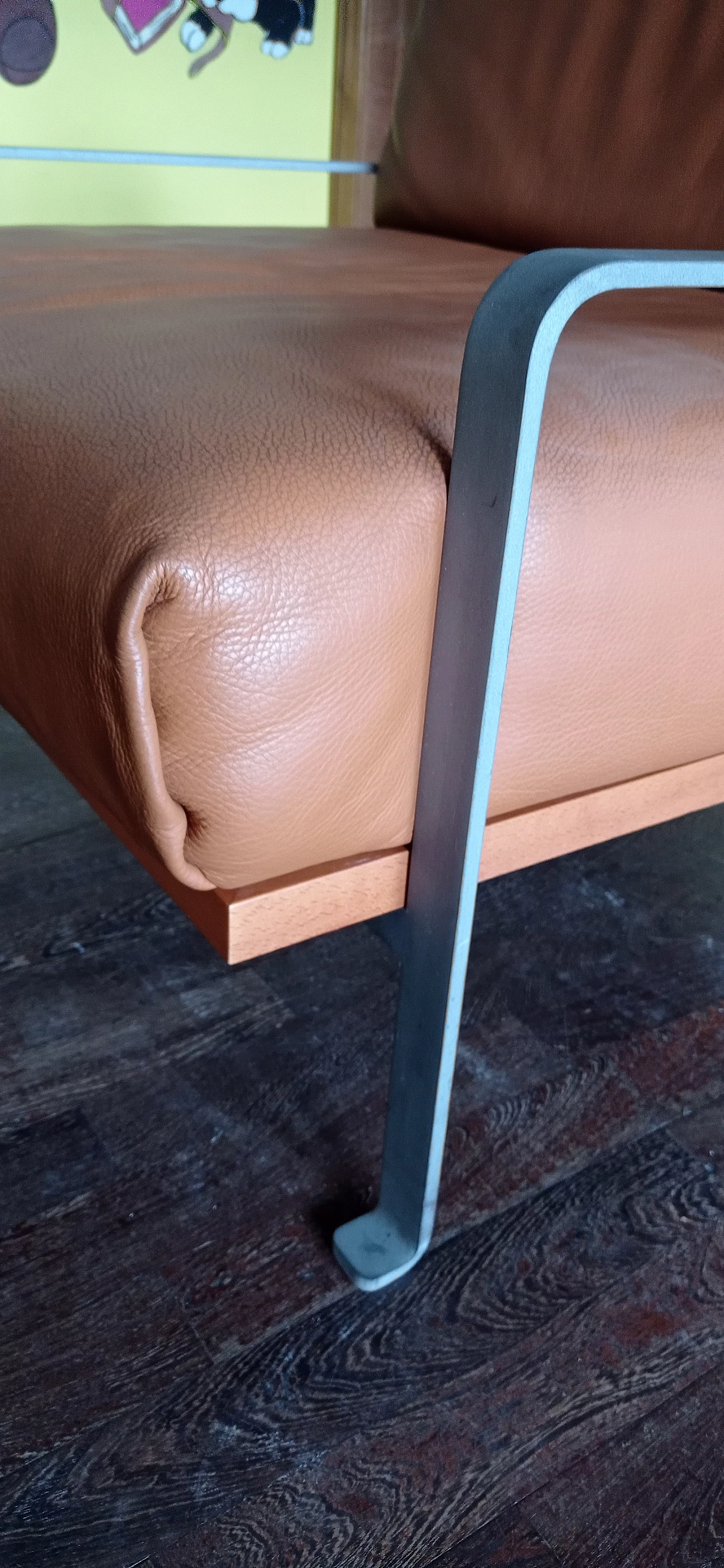 Divano a due posti e poltrona Razius in pelle di Matteo Grassi 1880, anni '2000 58