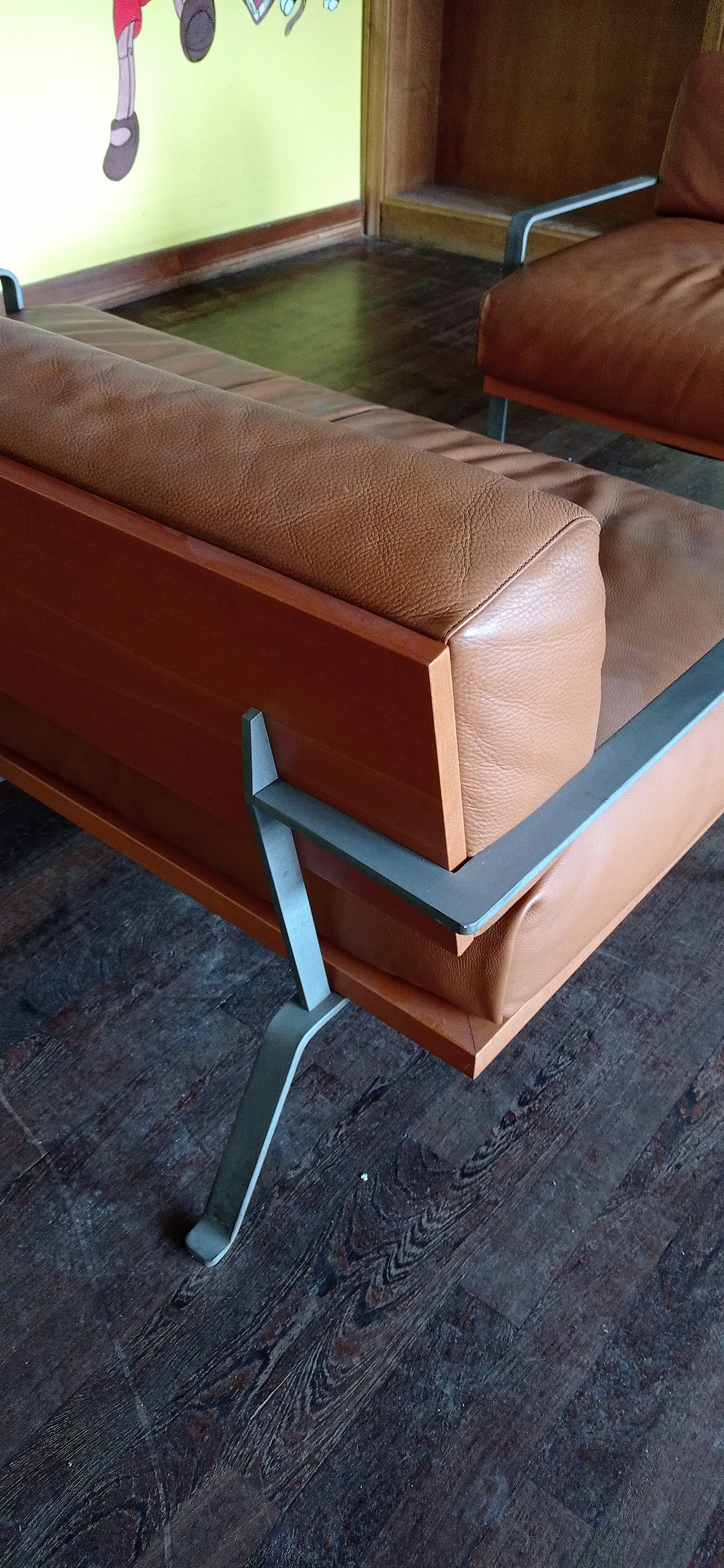 Divano a due posti e poltrona Razius in pelle di Matteo Grassi 1880, anni '2000 110