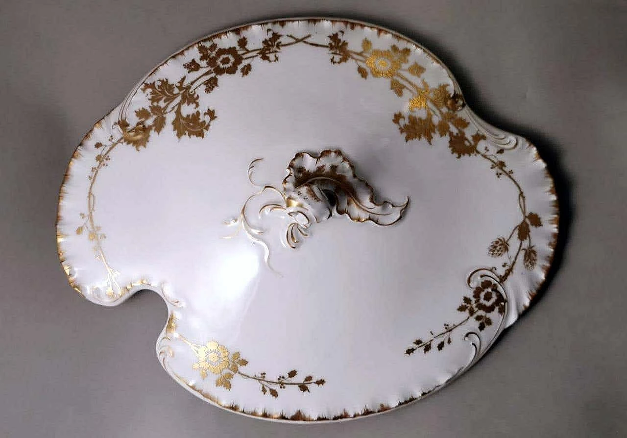 White porcelain tureen with gilt decoration by Haviland & Co Limoges, early 20th century 14
