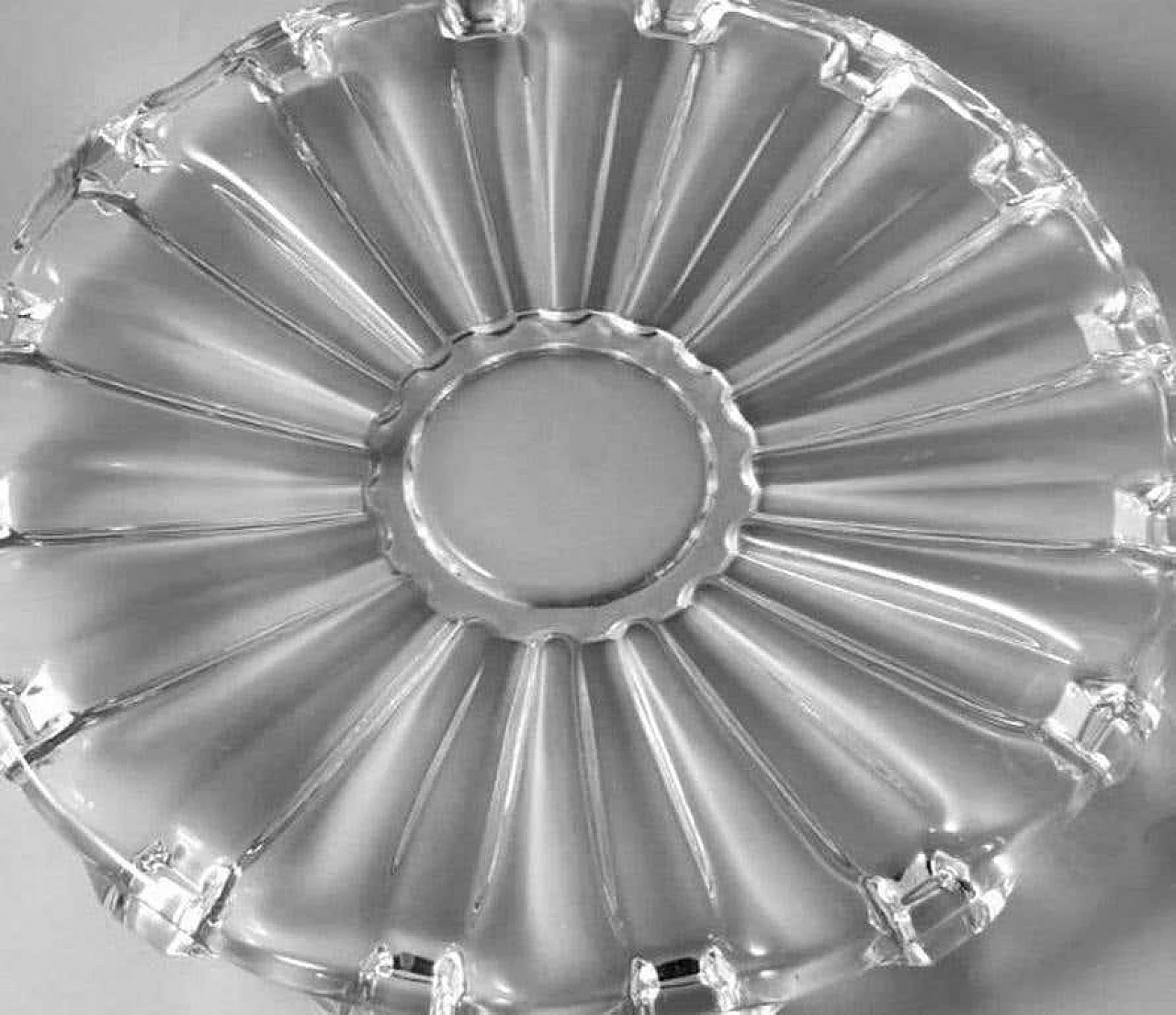 Centrotavola rotondo in cristallo di Daum, anni '50 8
