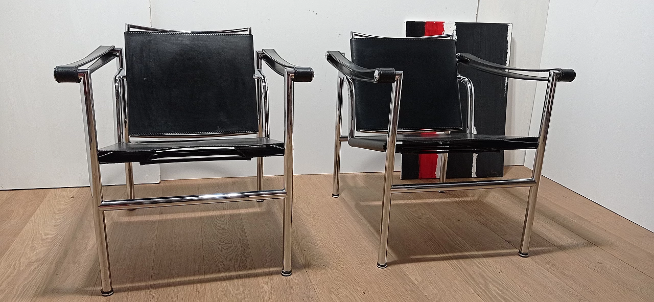 Pair of LC1 armchairs by Le Corbusier, Jeanneret and Perriand for MDF Italia, 1980s 3
