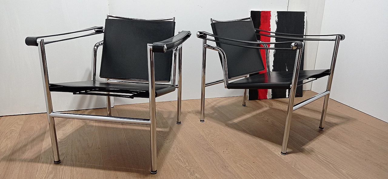 Pair of LC1 armchairs by Le Corbusier, Jeanneret and Perriand for MDF Italia, 1980s 30