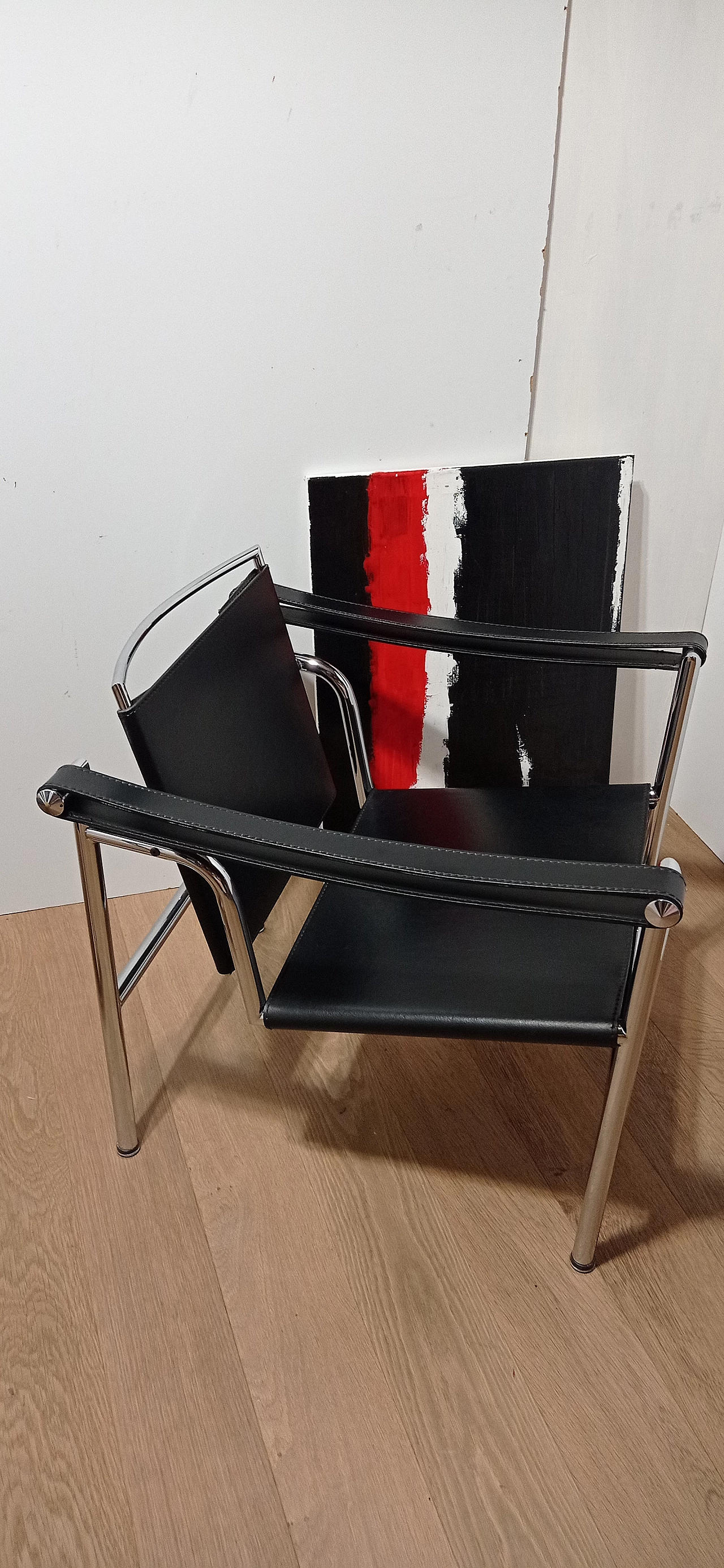 Coppia di poltrone LC1 di Le Corbusier, Jeanneret e Perriand per MDF Italia, anni '80 107