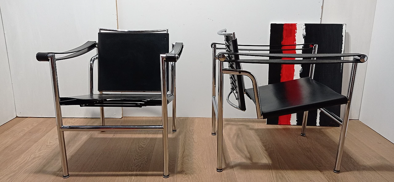 Coppia di poltrone LC1 di Le Corbusier, Jeanneret e Perriand per MDF Italia, anni '80 109