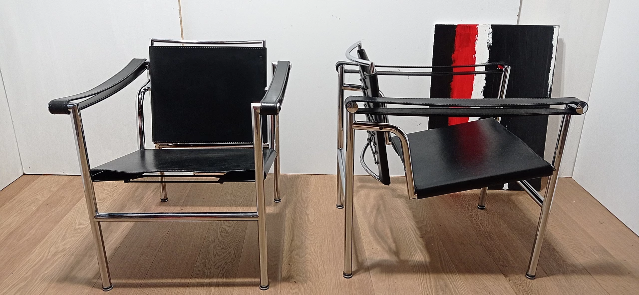 Pair of LC1 armchairs by Le Corbusier, Jeanneret and Perriand for MDF Italia, 1980s 110