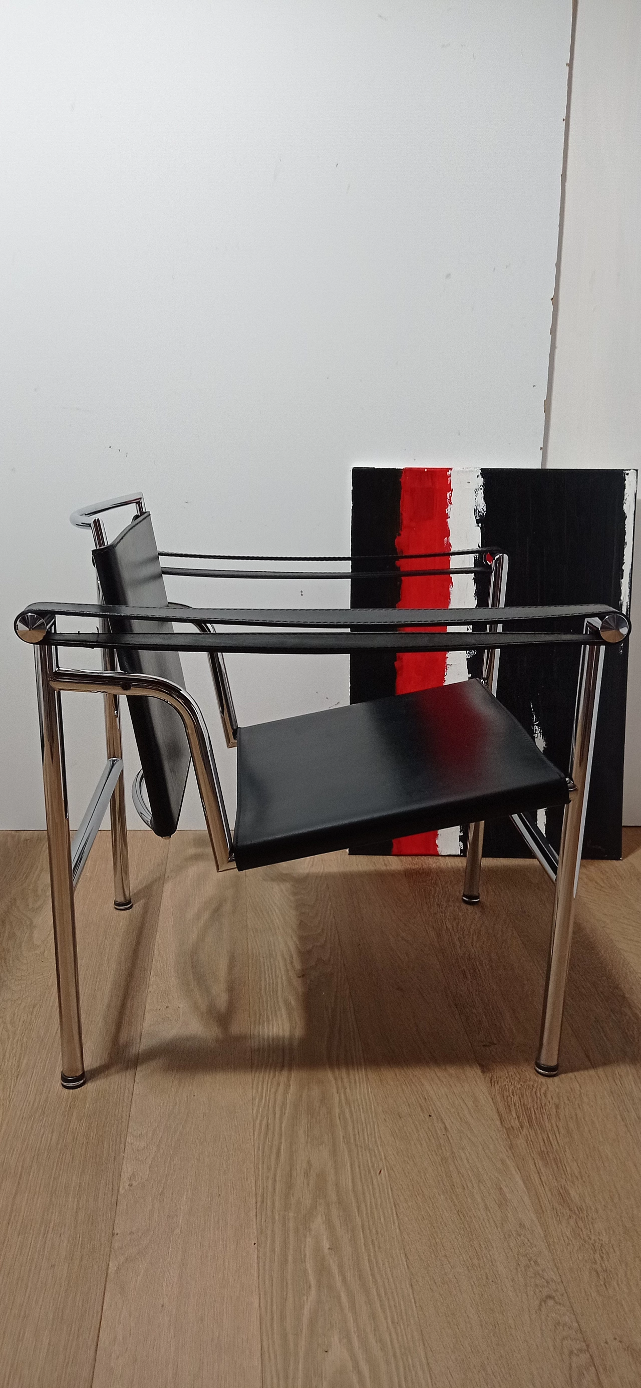 Pair of LC1 armchairs by Le Corbusier, Jeanneret and Perriand for MDF Italia, 1980s 121
