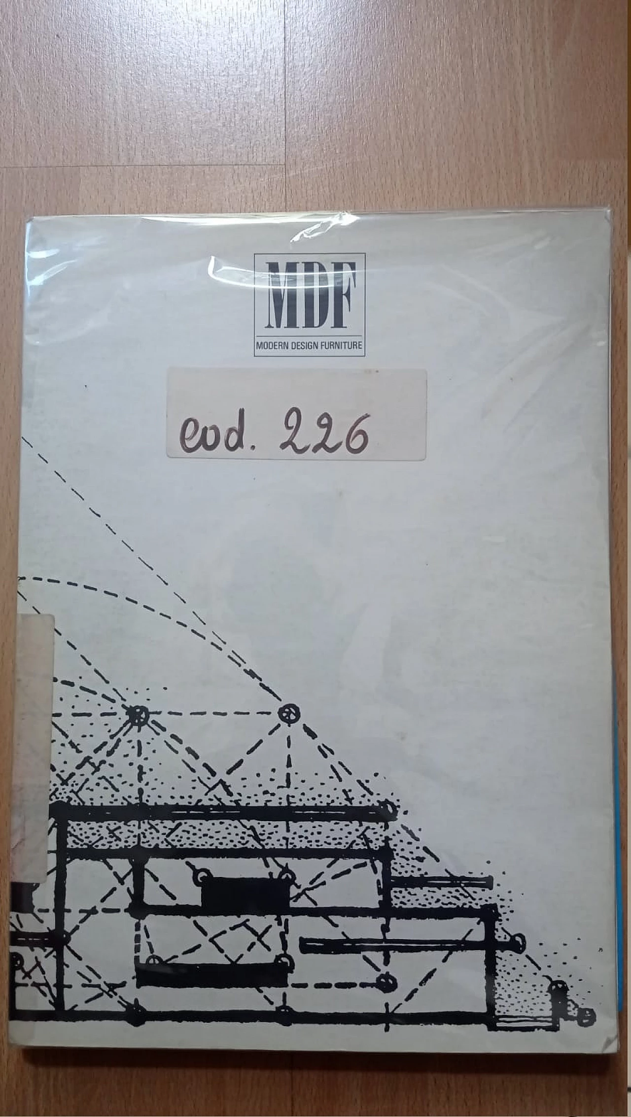 Coppia di poltrone LC1 di Le Corbusier, Jeanneret e Perriand per MDF Italia, anni '80 139