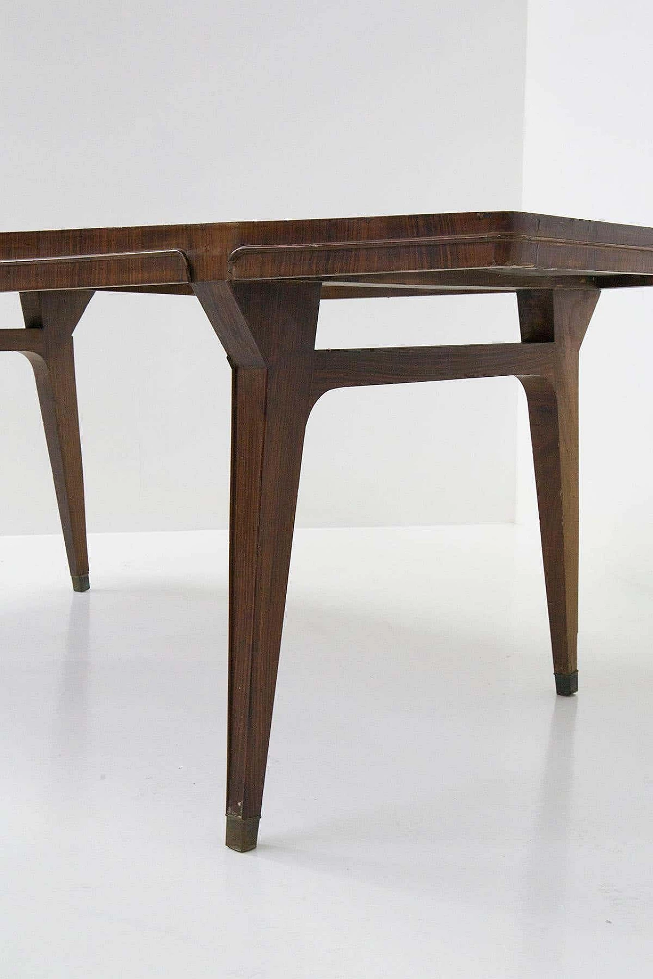 Tavolo in legno pregiato con gambe quadrate e terminale in ottone, anni '50 3