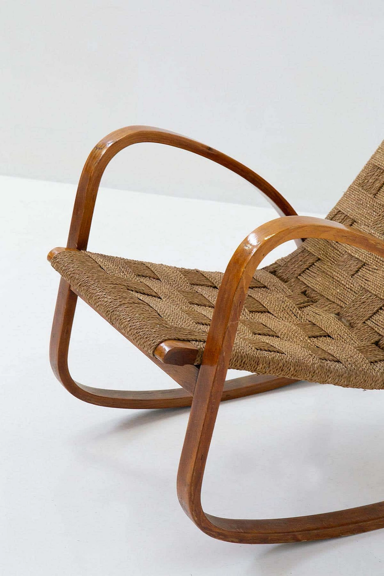 Rocking armchair in curved wood and rope, 1920s 2
