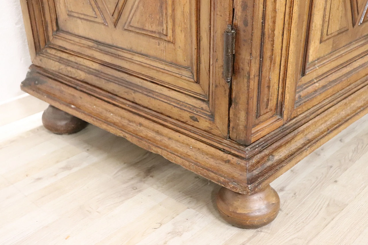 Louis XIV solid walnut wardrobe, late 17th century 7