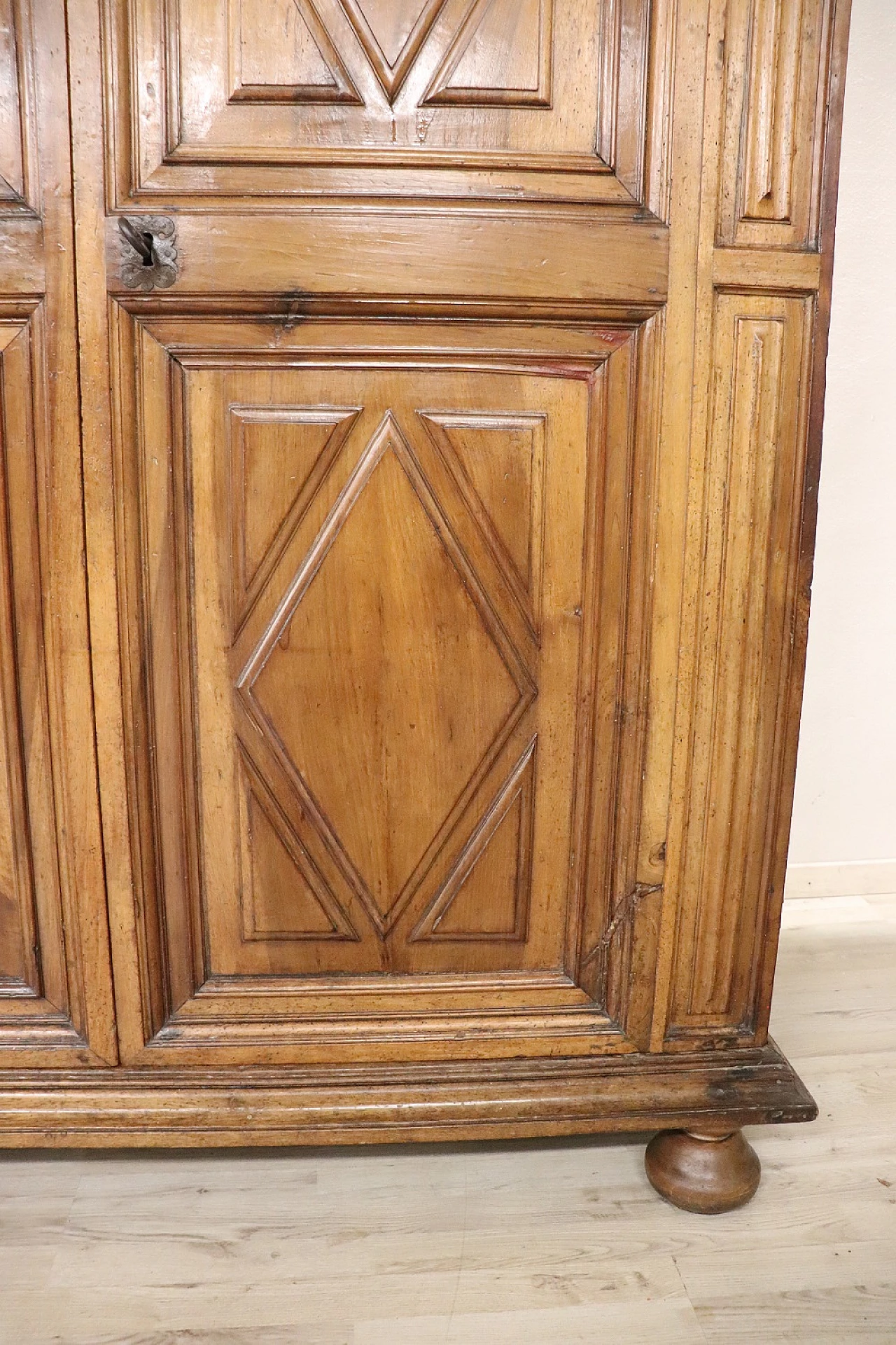 Louis XIV solid walnut wardrobe, late 17th century 9