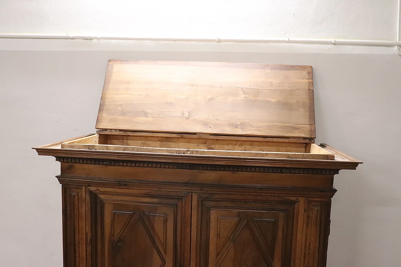 Louis XIV solid walnut wardrobe, late 17th century 22