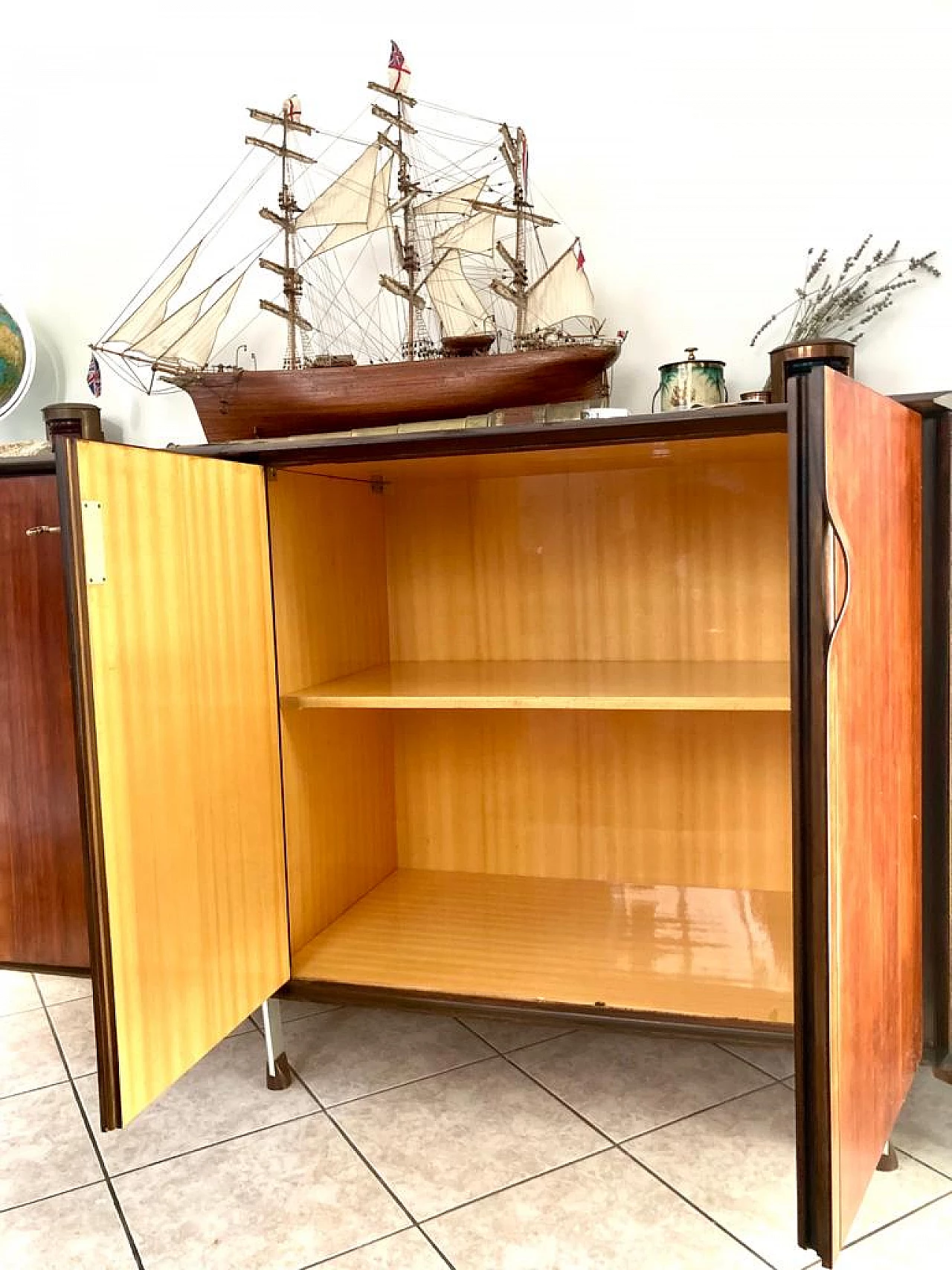 Credenza di Gianfranco Frattini per La Permanente Mobili Cantù, anni '60 2