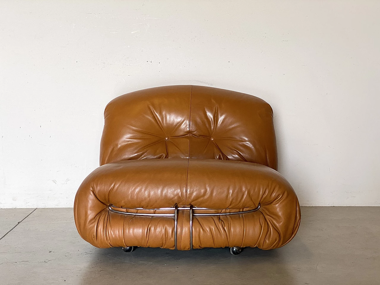 Pair of Soriana leather armchairs by Afra & Tobia Scarpa for Cassina, 1970s 18