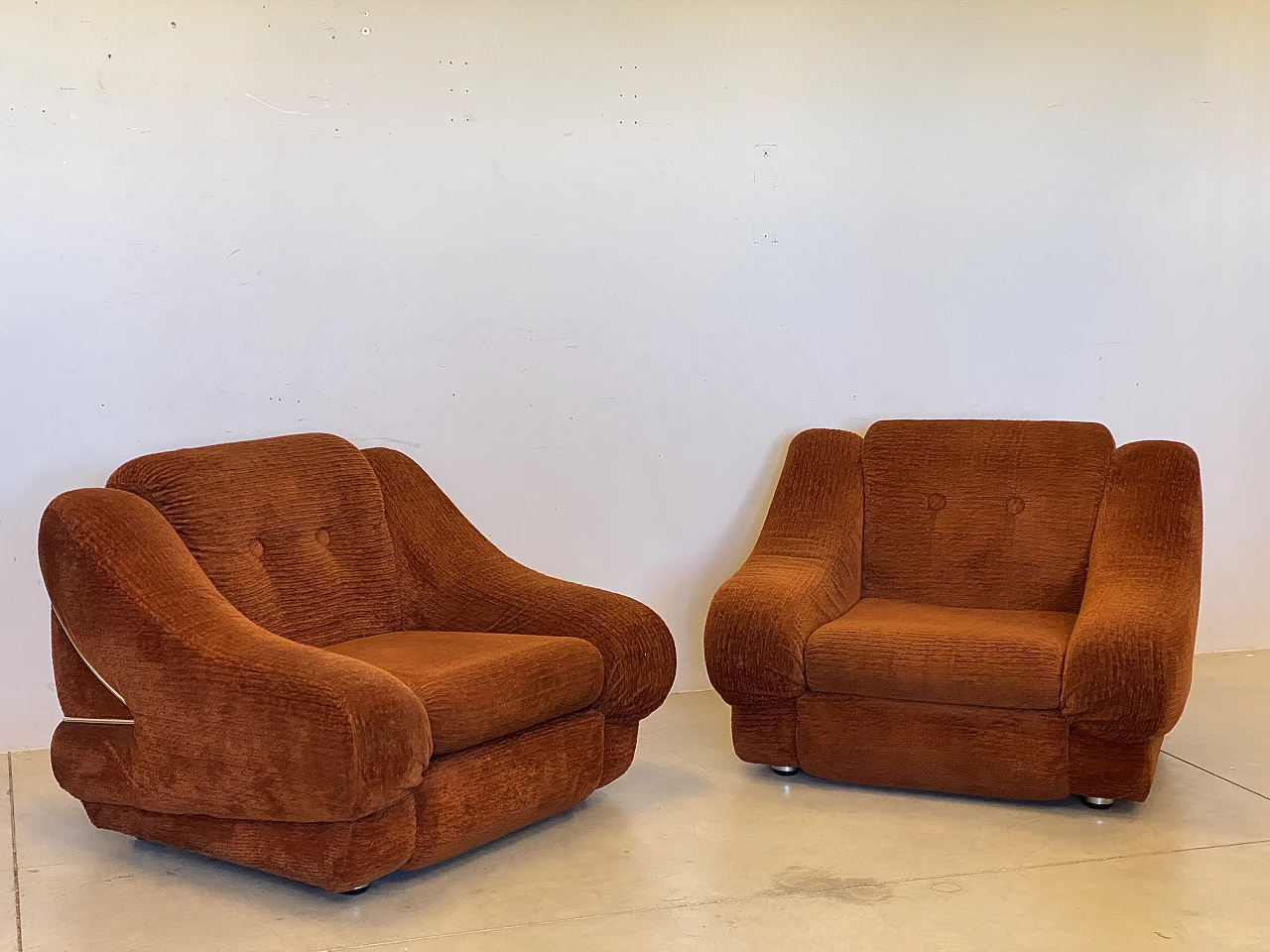 Pair of brick-coloured fabric armchairs with aluminium frames, 1970s 12